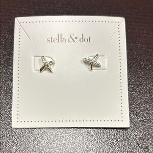 Stella & Dot Silver Tilley Stud Earrings